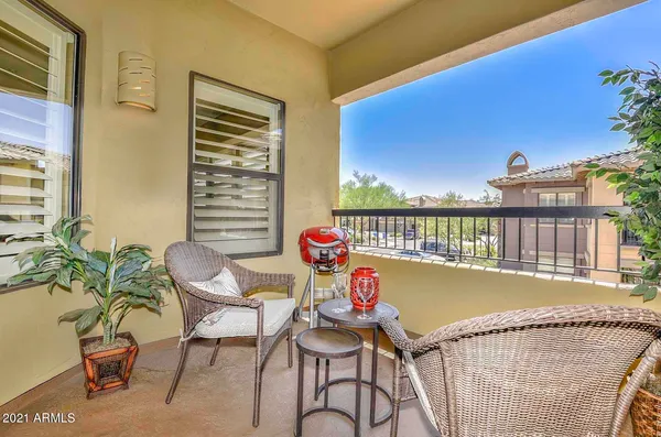 $5,300 | 21320 North 56th Street, Unit 2030, Phoenix, AZ 85054