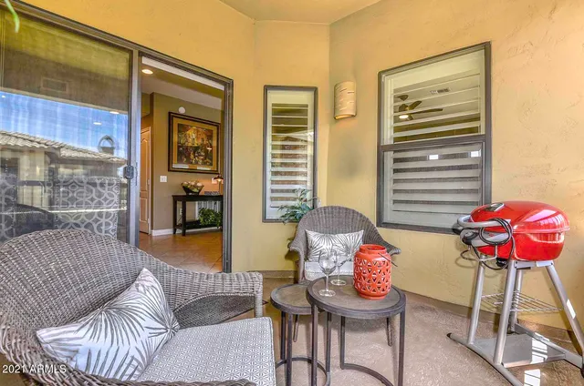 $5,300 | 21320 North 56th Street, Unit 2030, Phoenix, AZ 85054