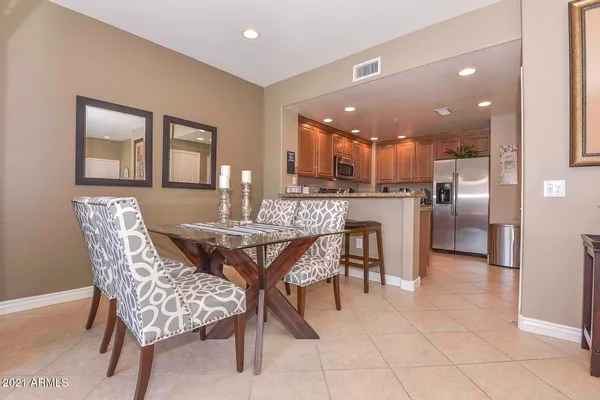 $5,300 | 21320 North 56th Street, Unit 2030, Phoenix, AZ 85054