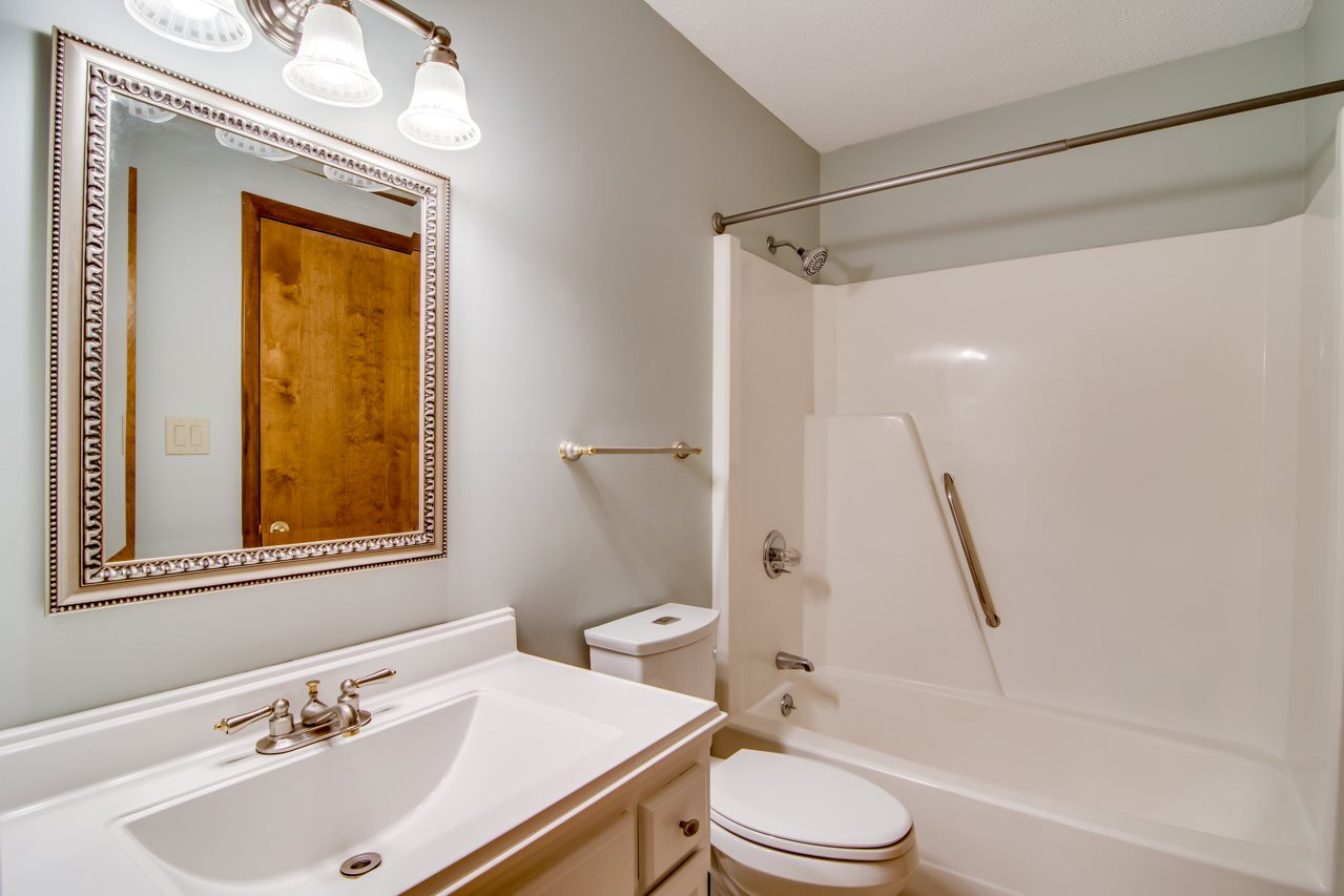 4314 Malvern Road Durham, NC 27707 - Photo 14 of 30 Bathroom
