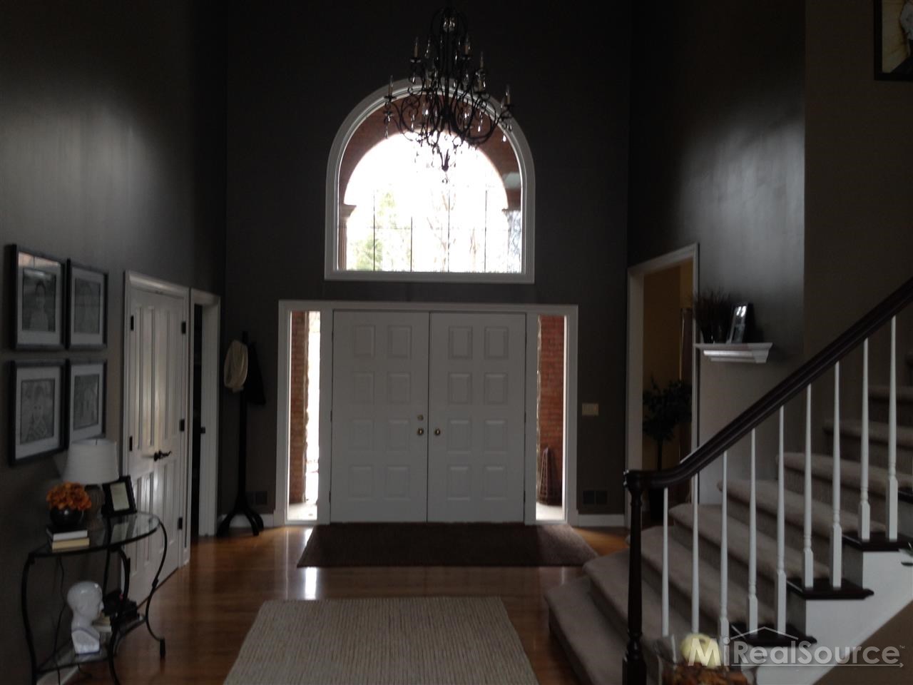 1739 Spring Creek Drive Rochester, MI 48306 - Photo 26 of 61 31233395-25.JPG