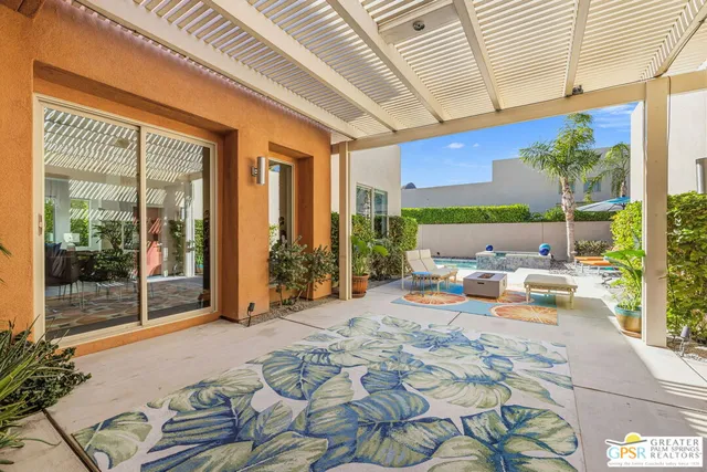 a view of outdoor space yard and patio