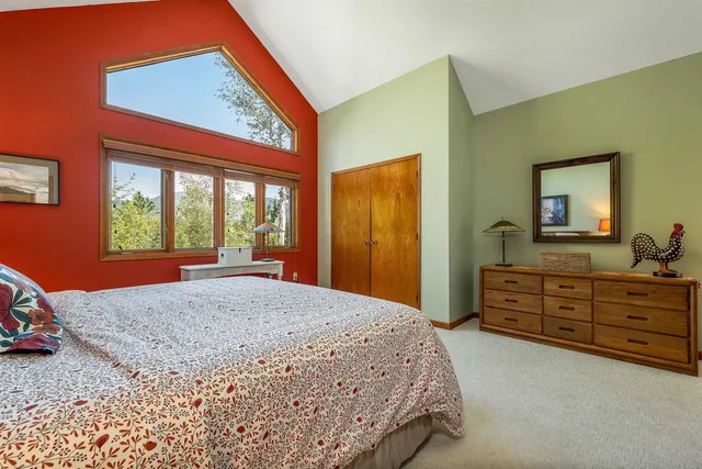 $895,000 | 20 Pine Tree Way, Waterville Valley, NH 03215