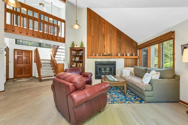 $895,000 | 20 Pine Tree Way, Waterville Valley, NH 03215