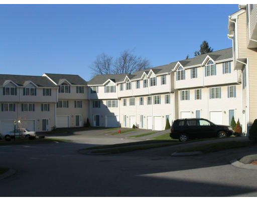 985 Trapelo Road, Unit 13 Waltham, MA 02452 - Photo 1 of 3