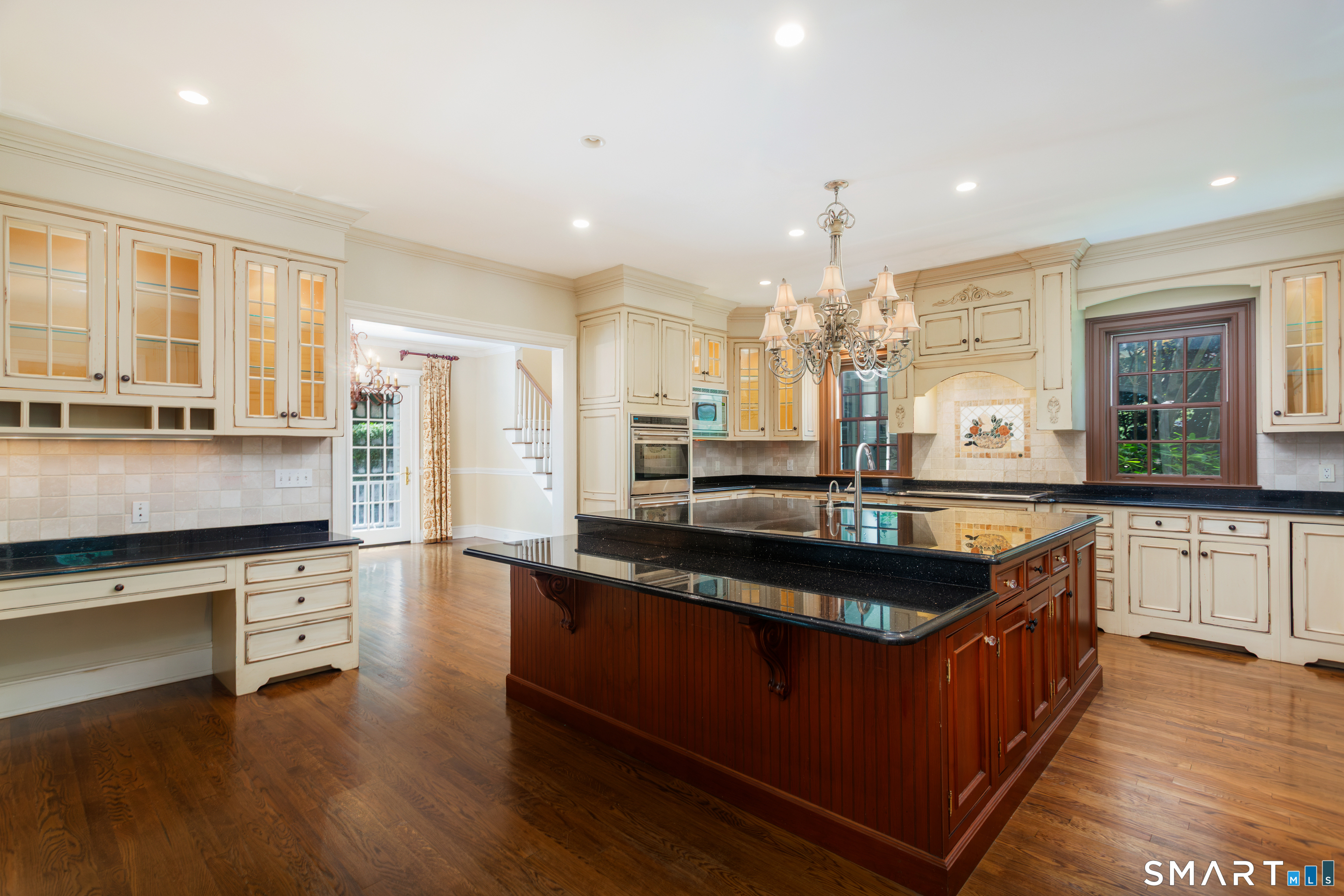 7 Old Hyde Road Weston, CT 06883 - Photo 11 of 40