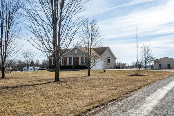 $1 | 26523 Route North, Monroe City, MO 63456