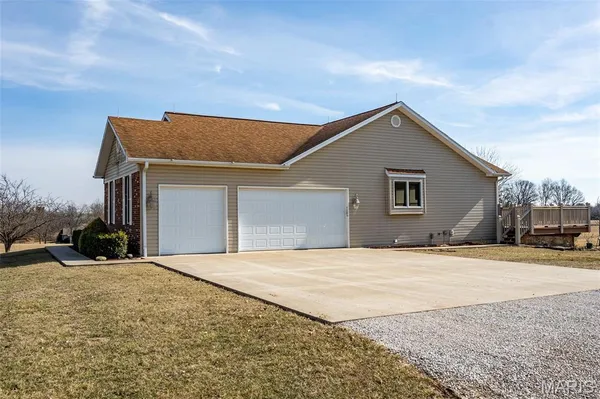 $1 | 26523 Route North, Monroe City, MO 63456
