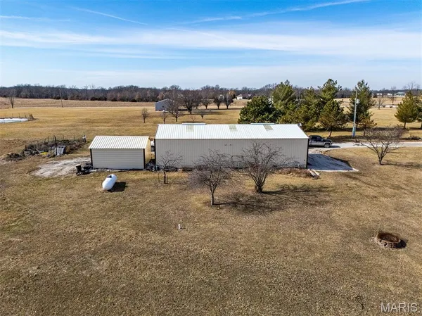 $1 | 26523 Route North, Monroe City, MO 63456