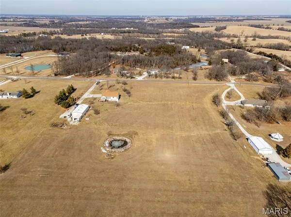 $1 | 26523 Route North, Monroe City, MO 63456