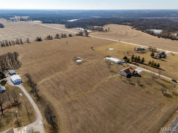 $1 | 26523 Route North, Monroe City, MO 63456