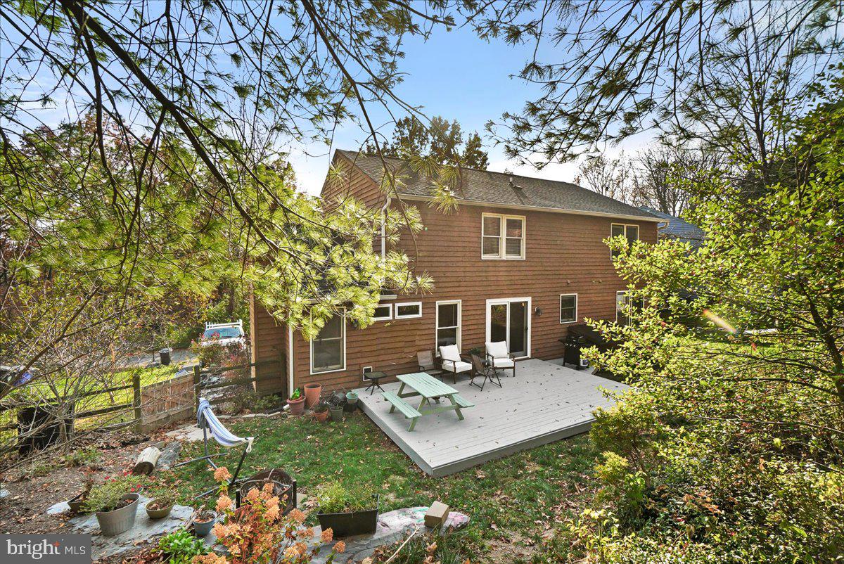6936 Meadowlake Road New Market, MD 21774 - Photo 40 of 71 Exterior view of home and deck.