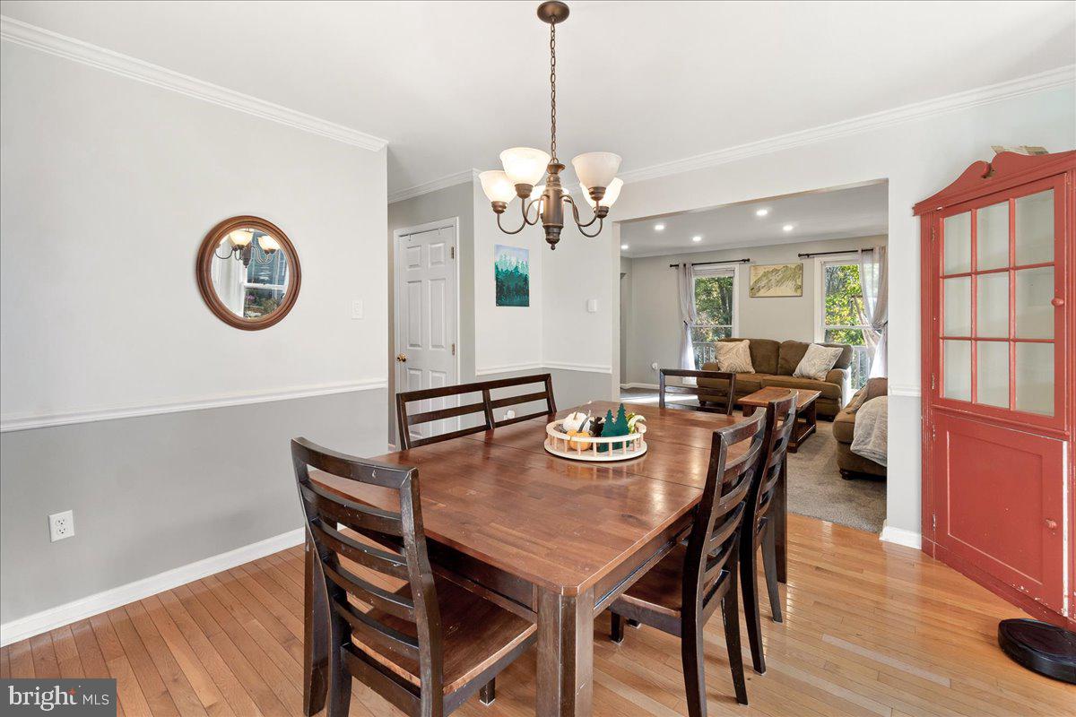 6936 Meadowlake Road New Market, MD 21774 - Photo 8 of 71 Separate dining room off kitchen and living room.