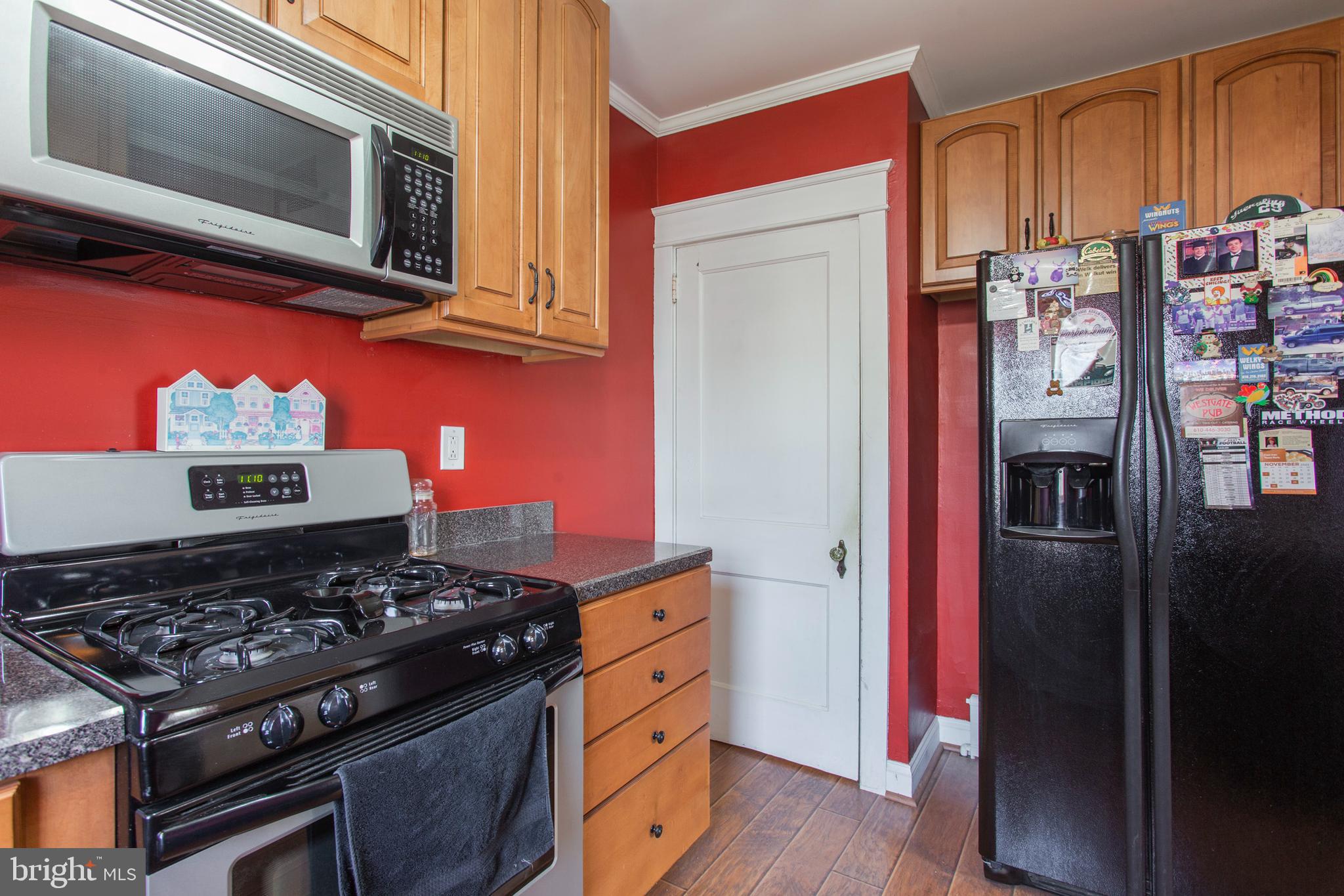 143 Upland Road Havertown, PA 19083 - Photo 9 of 28