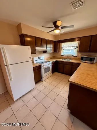 $2,000 | 19 Tivoli Street, Toms River, NJ 08757