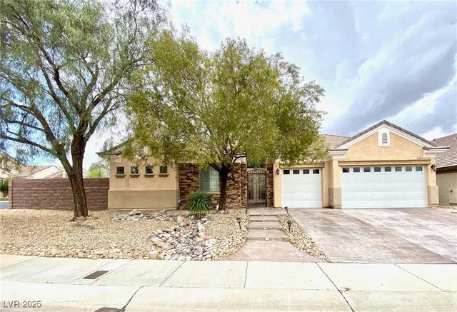 $3,850 | 1127 Pinto Horse Avenue, Henderson, NV 89052