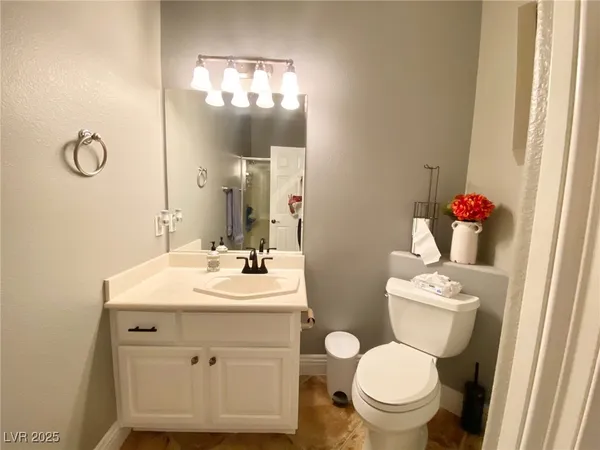$3,850 | 1127 Pinto Horse Avenue, Henderson, NV 89052
