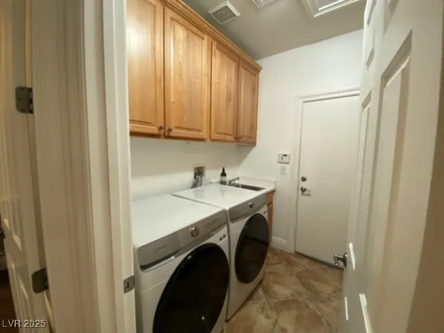 $3,850 | 1127 Pinto Horse Avenue, Henderson, NV 89052