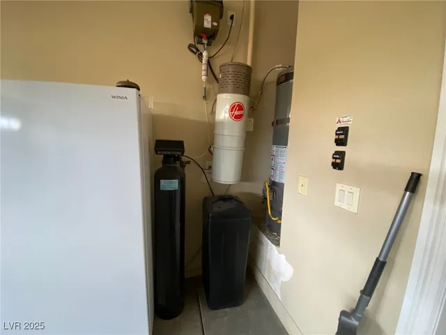 $3,850 | 1127 Pinto Horse Avenue, Henderson, NV 89052