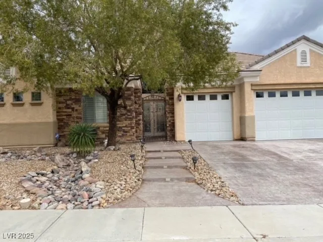 $3,850 | 1127 Pinto Horse Avenue, Henderson, NV 89052