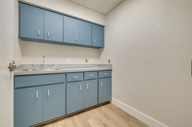 $22 | 1465 South Ft Harrison Avenue, Clearwater, FL 33756