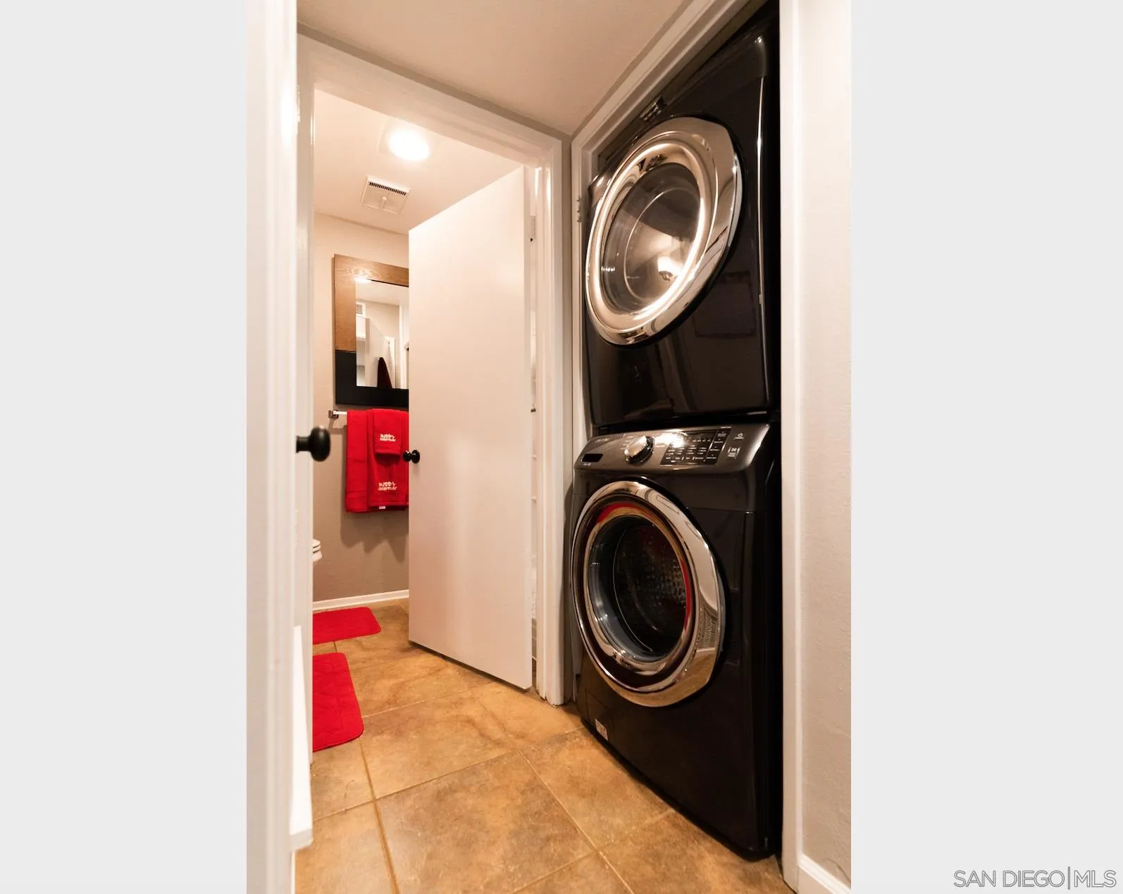 730 Brookstone Road, Unit 103 Eastlake, CA 91913 - Photo 16 of 25 a utility room with dryer and washer