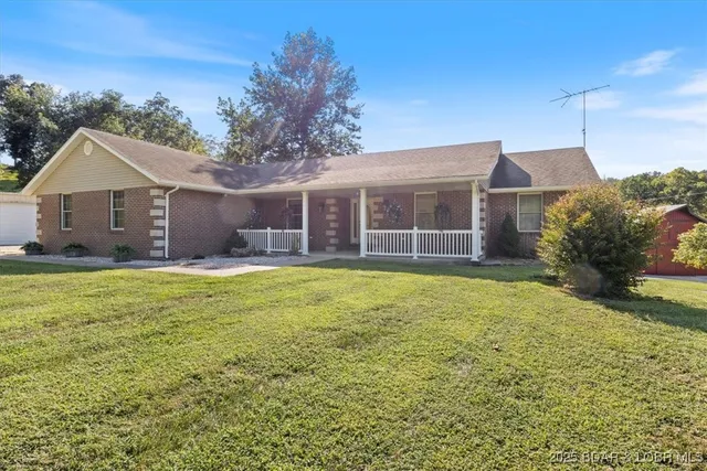 $1,250,000 | 133 Catfish Road, Tuscumbia, MO 65082