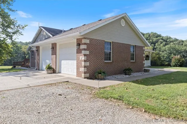 $1,250,000 | 133 Catfish Road, Tuscumbia, MO 65082