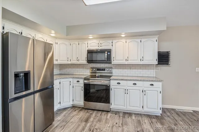 $1,250,000 | 133 Catfish Road, Tuscumbia, MO 65082