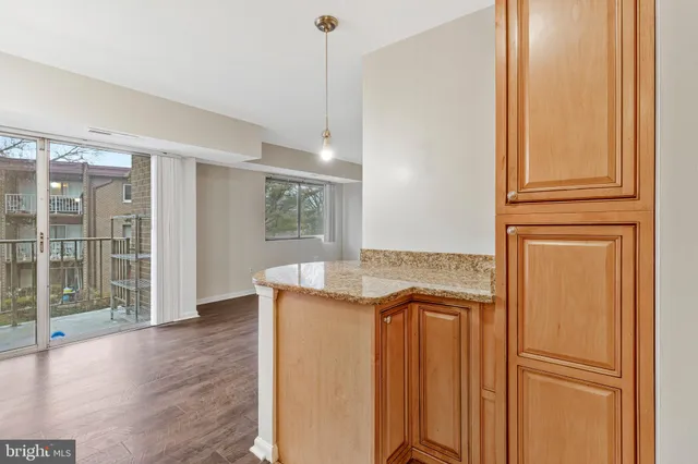 $258,000 | 3802 Bel Pre Road, Unit 38025, Silver Spring, MD 20906