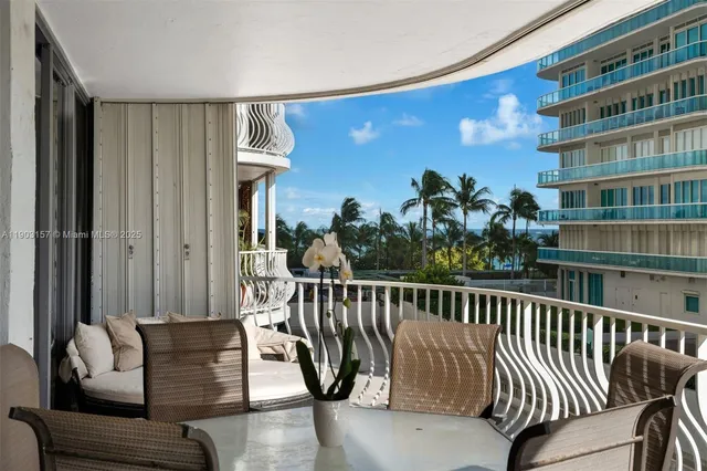 $1,599,000 | 10155 Collins Avenue, Unit 307, Bal Harbour, FL 33154