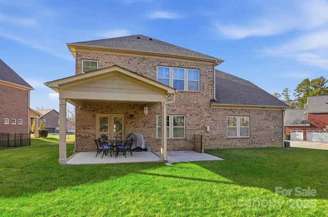 $685,000 | 2650 Stonewood View, Kannapolis, NC 28081