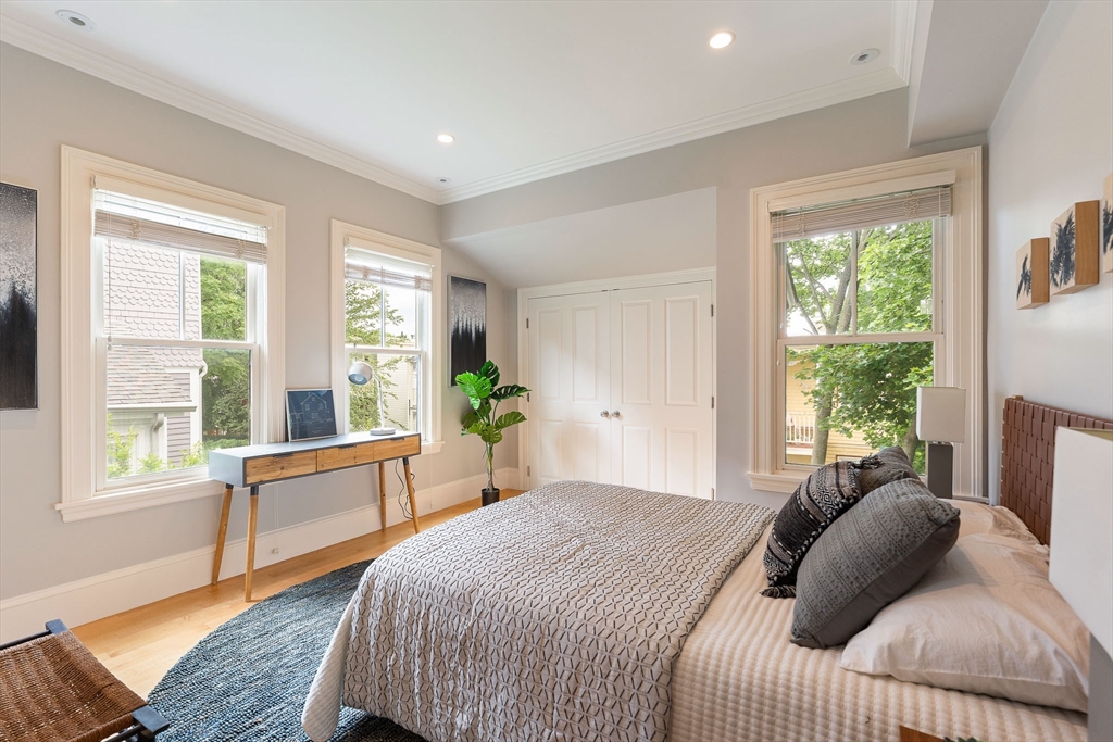 85 Upland Road Cambridge, MA 02140 - Photo 20 of 42