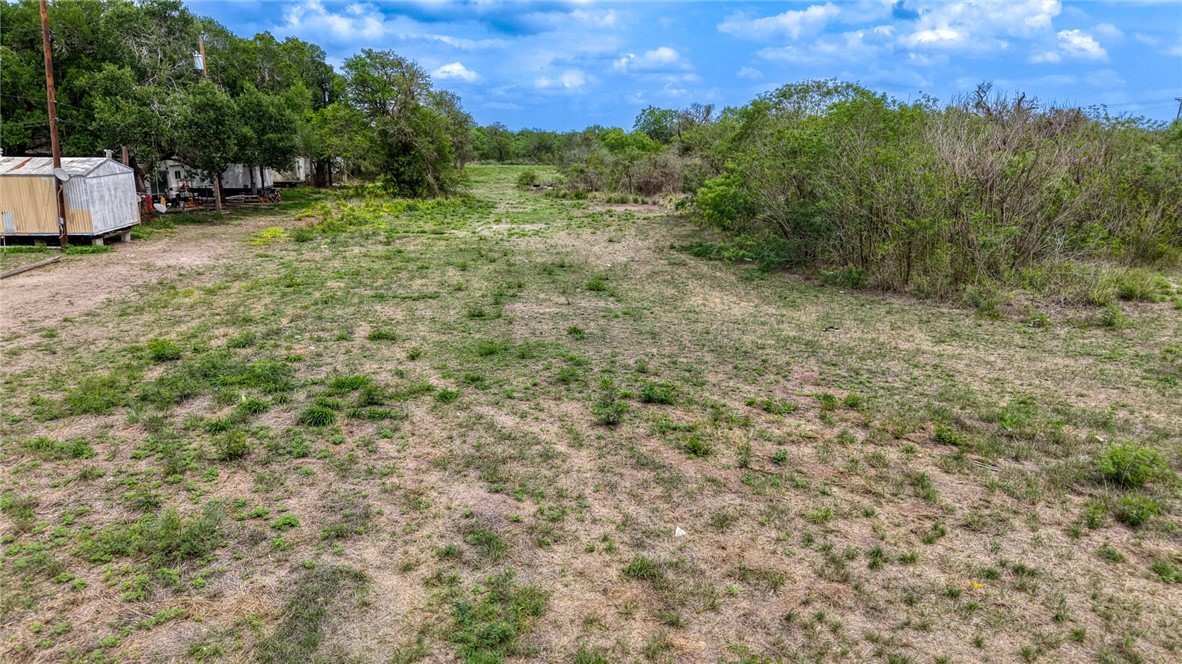 900 North Johnson Street Alice, TX 78332 - Photo 14 of 37 a view of outdoor space and yard