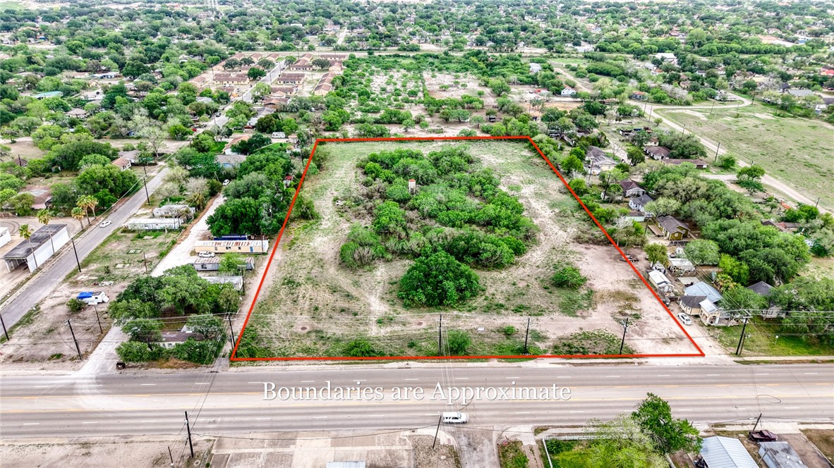 900 North Johnson Street Alice, TX 78332 - Photo 4 of 37
