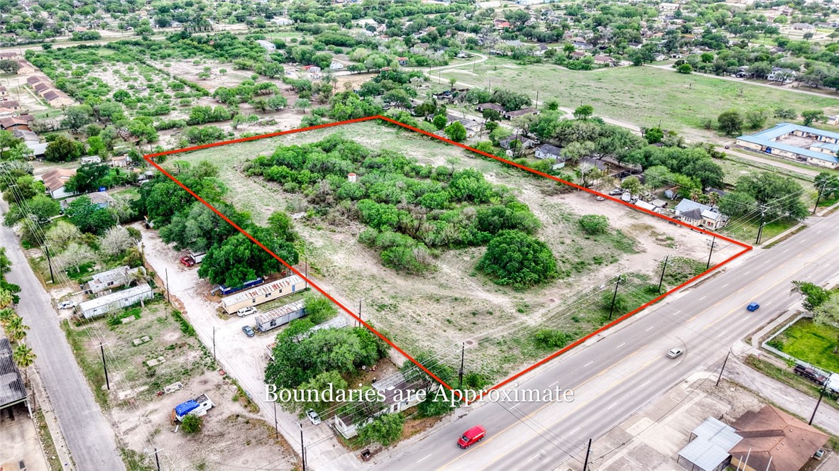 900 North Johnson Street Alice, TX 78332 - Photo 6 of 37 a view of a city from a balcony