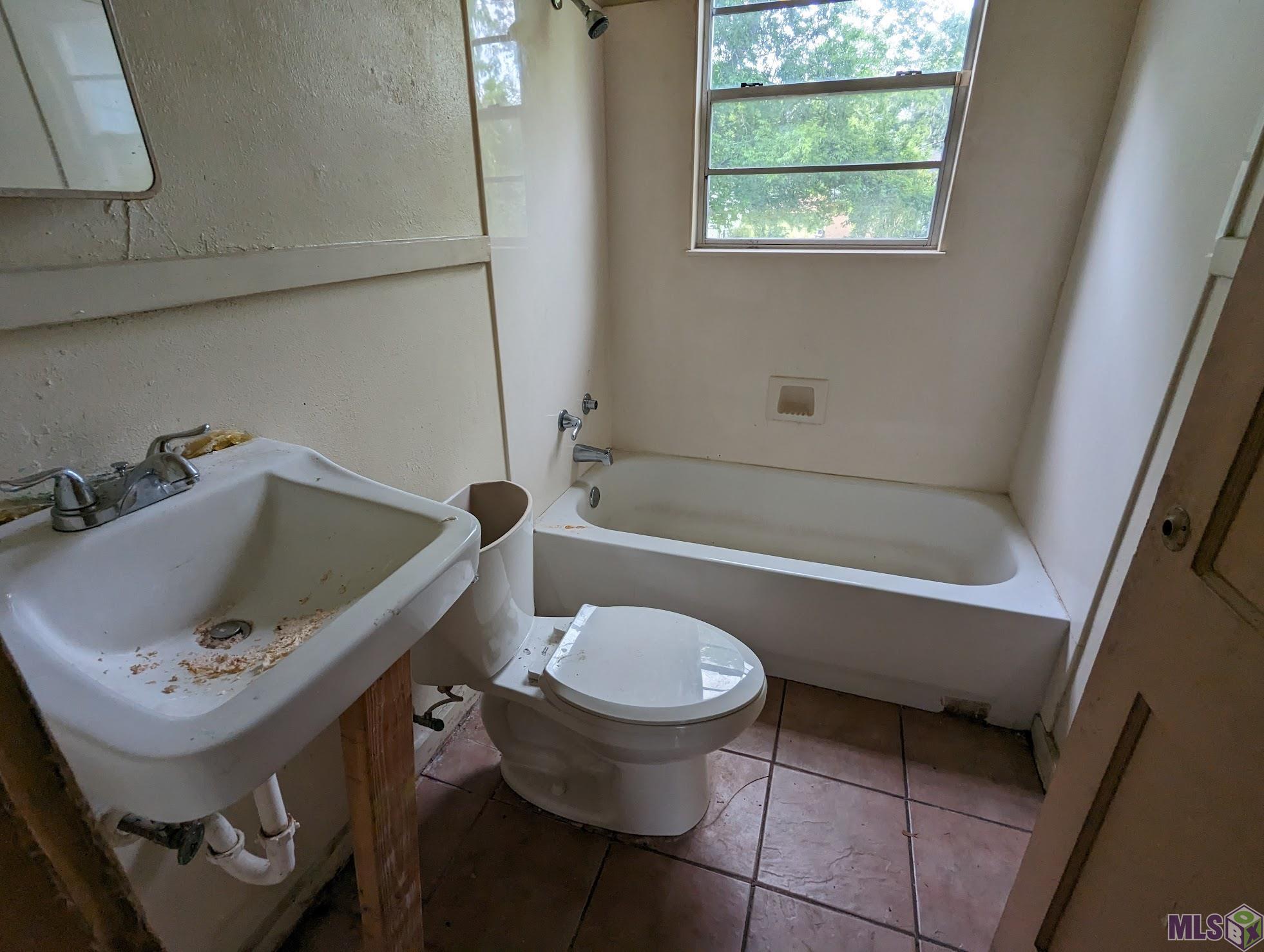 3615 Chippewa Street Baton Rouge, LA 70805 - Photo 4 of 11 Gallery Image 4