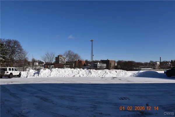 $1,200 | 170 Court Street, Unit 5, Watertown, NY 13601