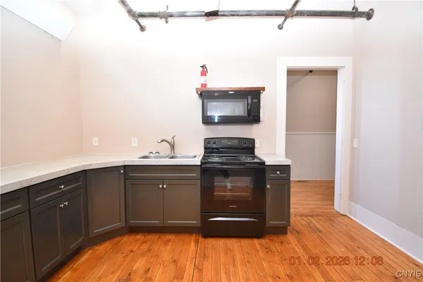 $1,200 | 170 Court Street, Unit 5, Watertown, NY 13601