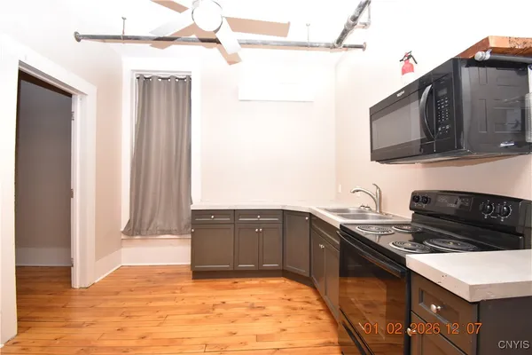 $1,200 | 170 Court Street, Unit 5, Watertown, NY 13601