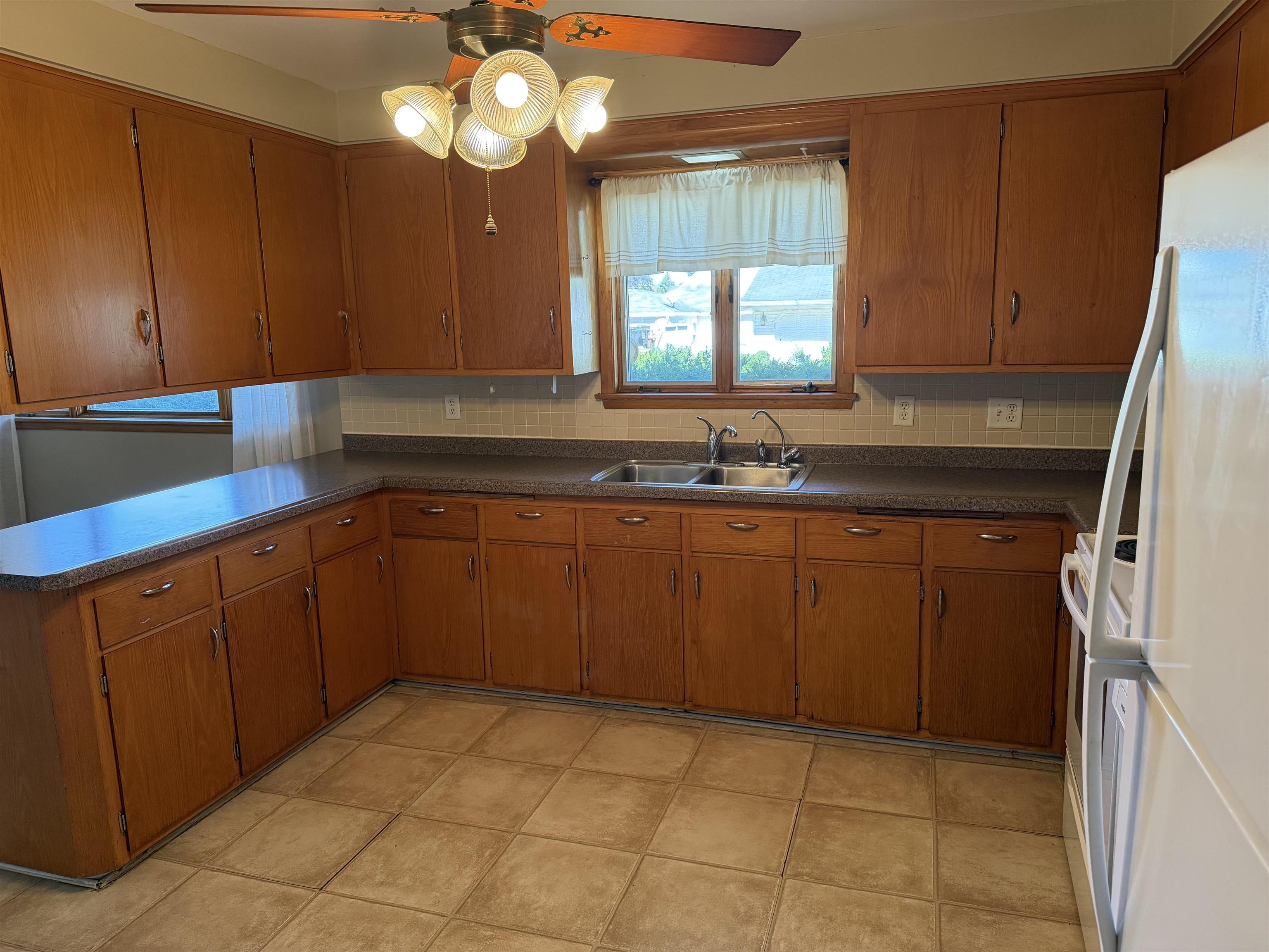 620 Reed Street Neenah, WI 54956 - Photo 8 of 22 Gallery Image 8