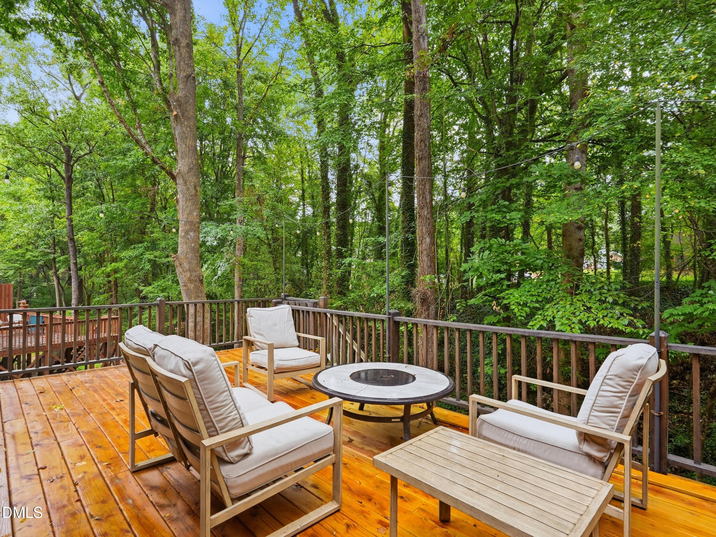 6814 Gloucester Road Raleigh, NC 27612 - Photo 6 of 30 pearce-media-6814-gloucester-rd-33