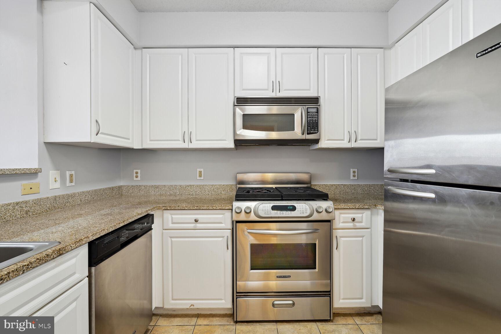 555 Massachusetts Avenue Northwest, Unit 1110 Washington, DC 20001 - Photo 9 of 33