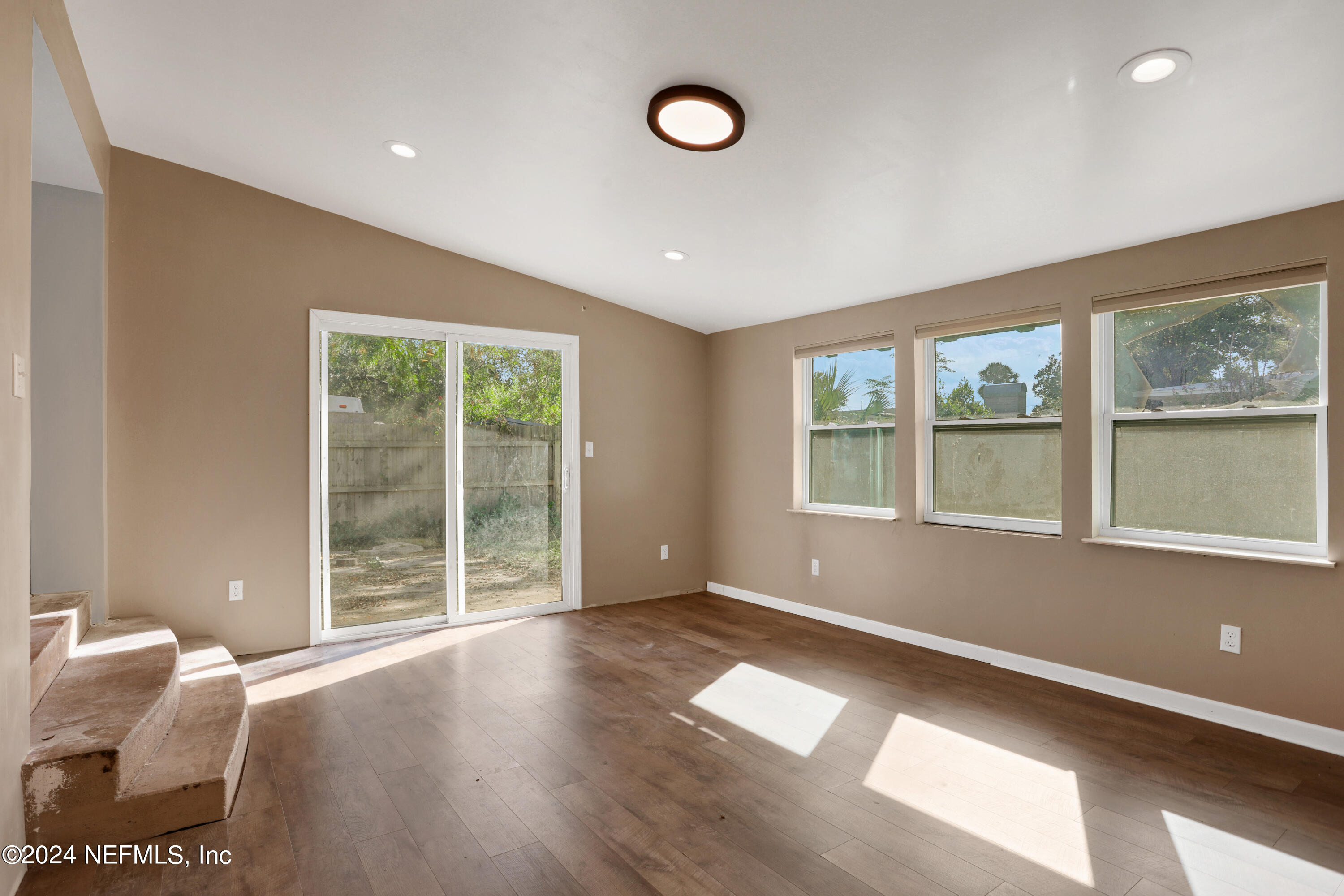 11314 Emuness Road Jacksonville, FL 32218 - Photo 6 of 33 7O0A7553