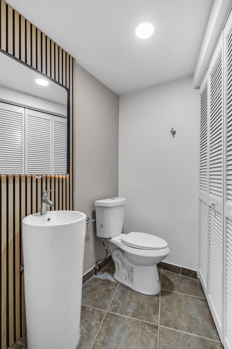 3225 Southwest 58th Avenue, Unit BACK Miami, FL 33155 - Photo 17 of 30