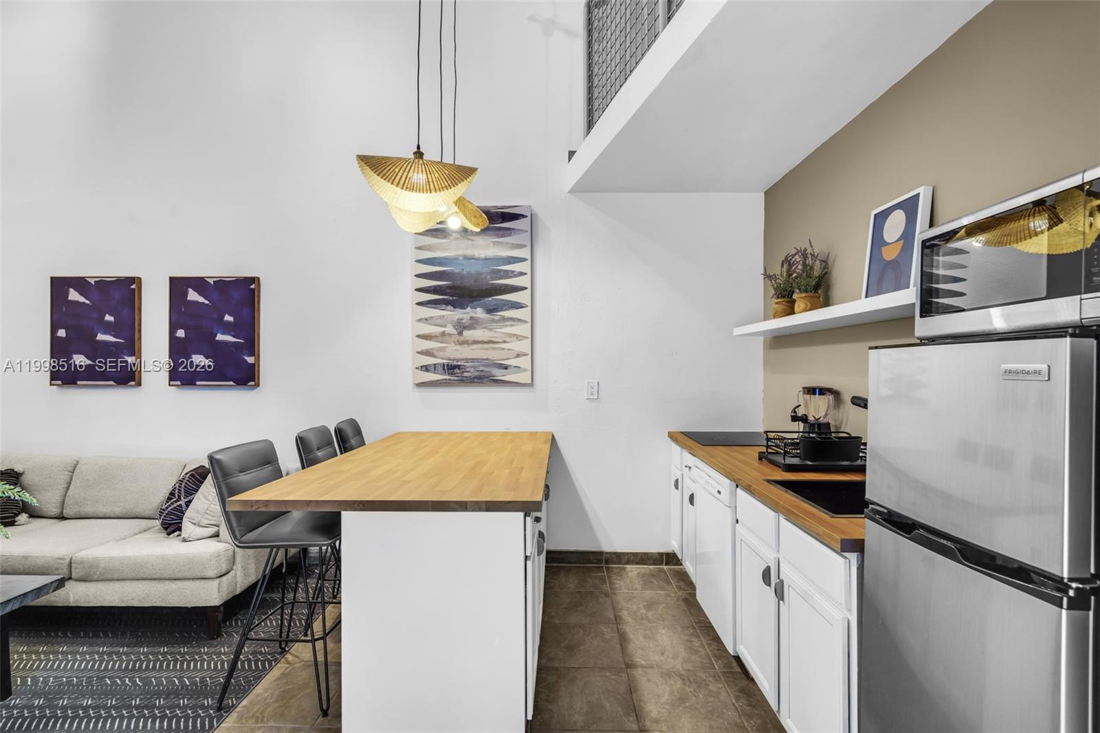 3225 Southwest 58th Avenue, Unit BACK Miami, FL 33155 - Photo 3 of 30