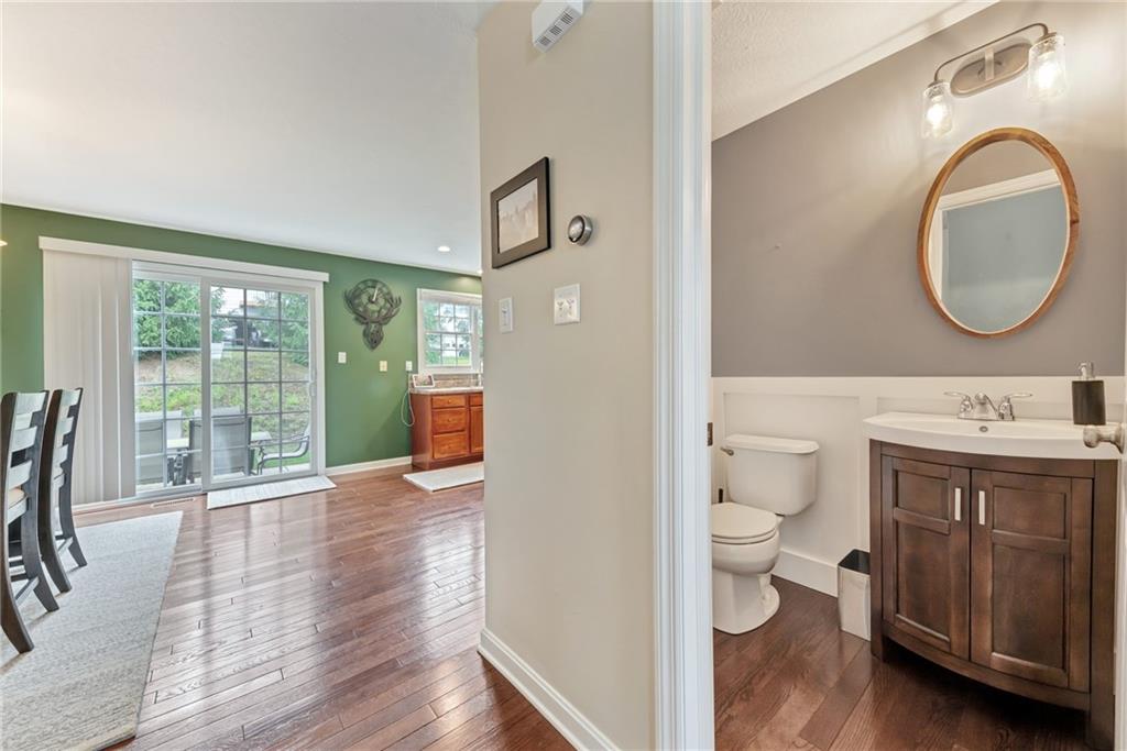 105 Castle View Drive McKees Rocks, PA 15136 - Photo 12 of 25 Gallery Image 12