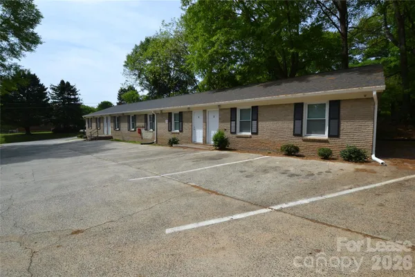 $1,000 | 1212 Essex Avenue, Unit 8, Gastonia, NC 28052
