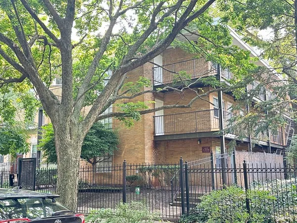 $1,325 | 4610 North Dover Street, Unit 3G, Chicago, IL 60640