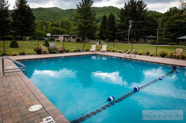 529 Laurel Ridge, Unit F28 Banner Elk, NC 28604 - Photo 29 of 36 Gallery Image 29